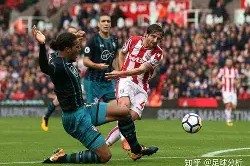 九游娱乐官网在线-包含关键时刻中超焦点战；埃因霍温伤情更新；底气十足；控场能力受关注的词条